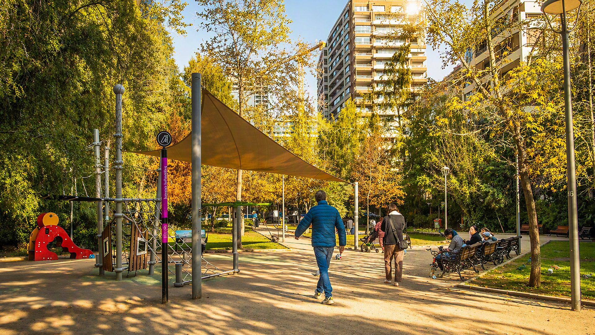 Se abre encuesta para mejorar las plazas Los Abetos Norte y Las Hualtatas Interior
